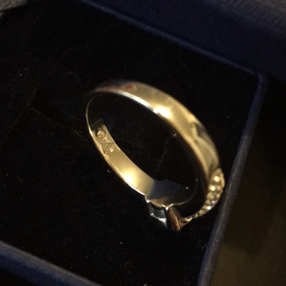 Swarovski Crystal Statement Ring Size 7 - image 6